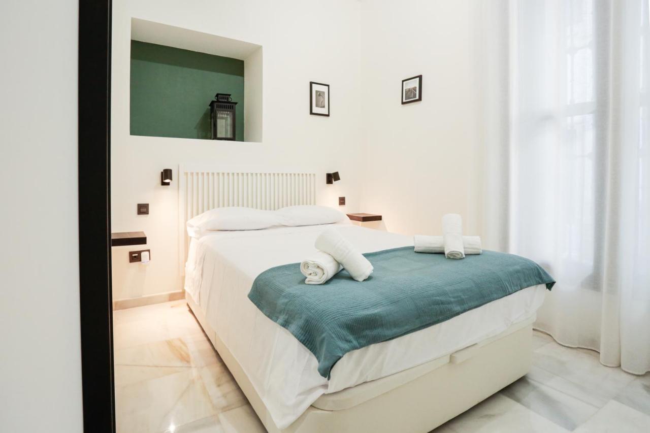 Monkeys Apartments Cervantes เซบีญา ภายนอก รูปภาพ