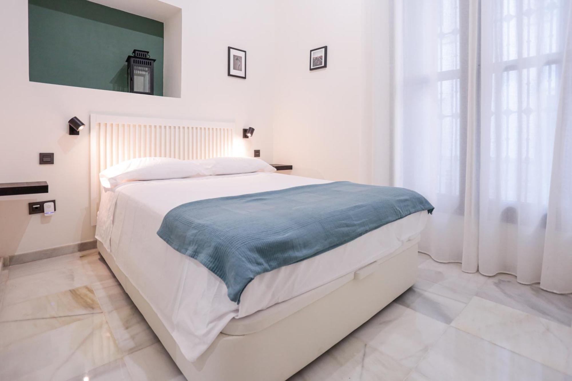 Monkeys Apartments Cervantes เซบีญา ภายนอก รูปภาพ